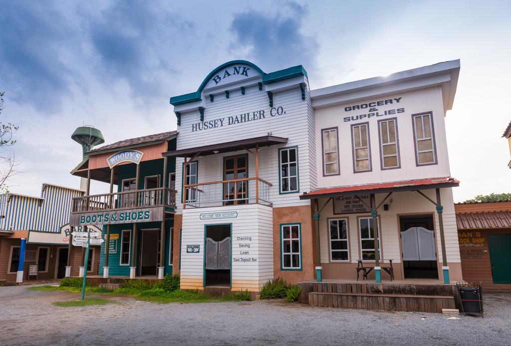 Panther Creek Resort Ban Bung Toei Buitenkant foto